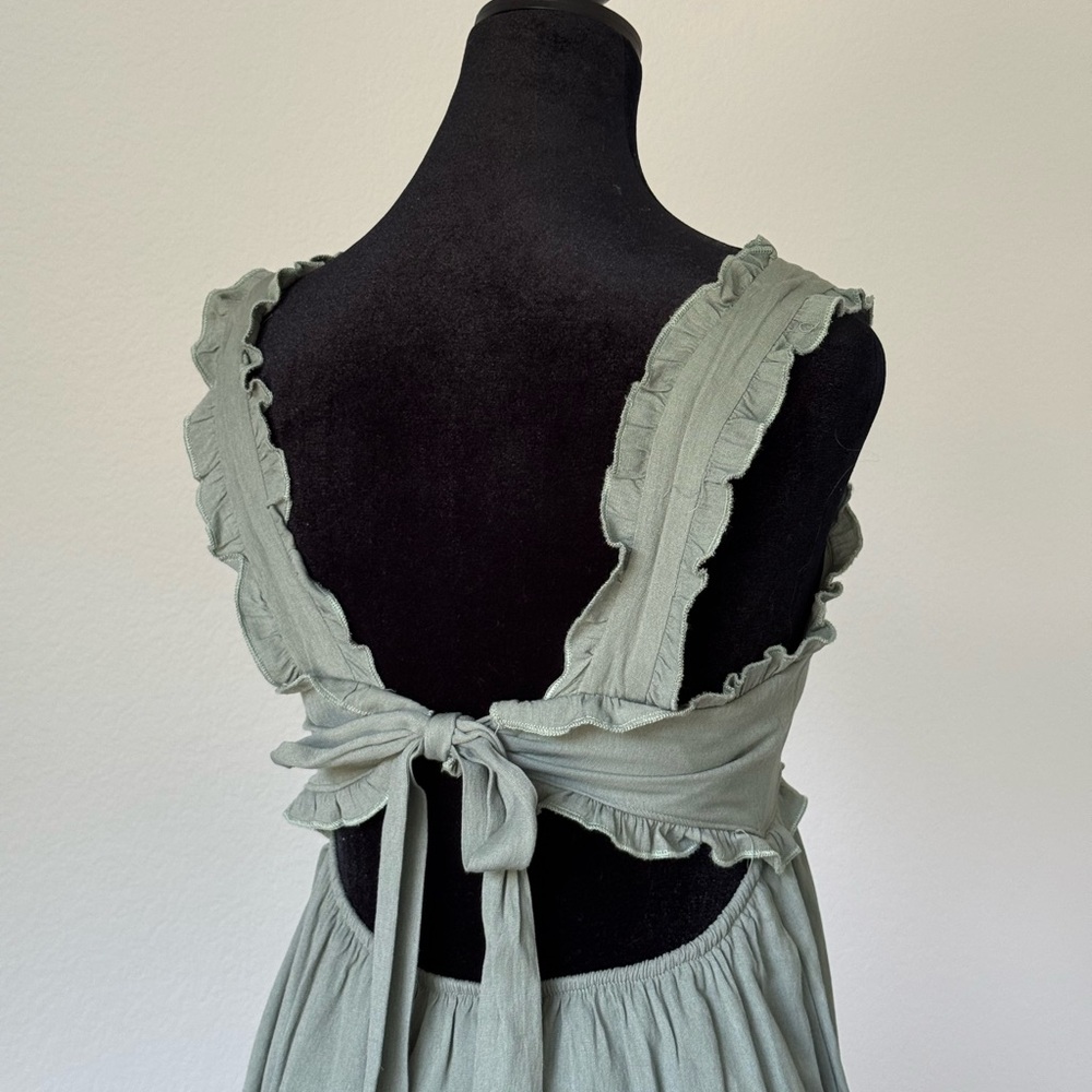 Elegant Green Ruffle Dress